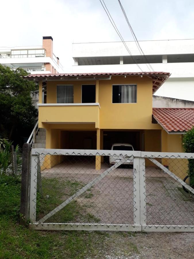 Casa De 2 Quartos No Centro De Bombinhas Bagian luar foto